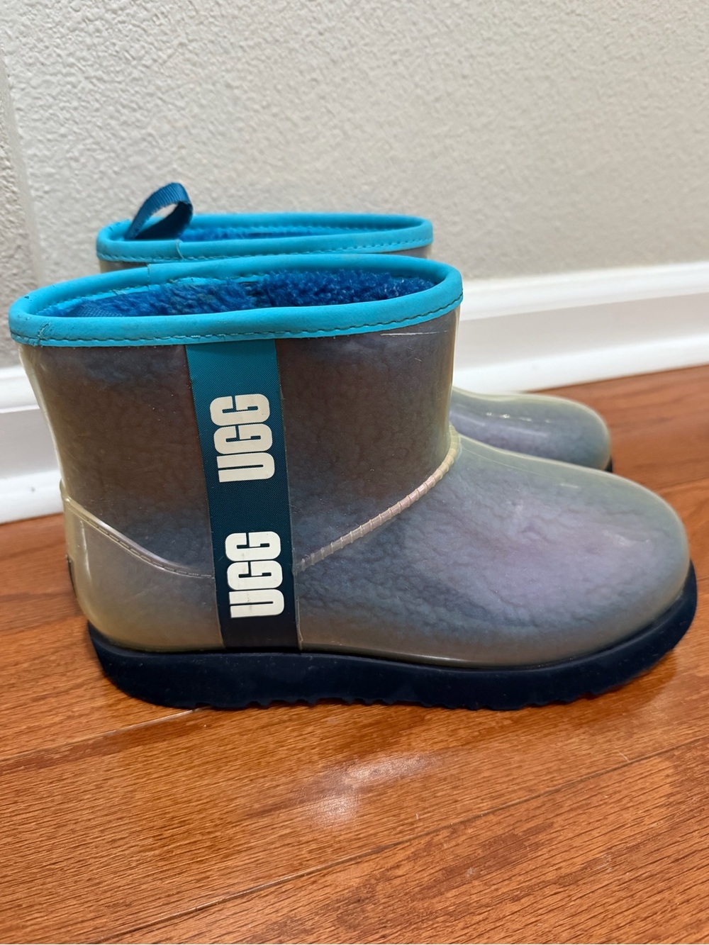 UGG women’s boots size 5 / Rain Boots 1121007K blue
